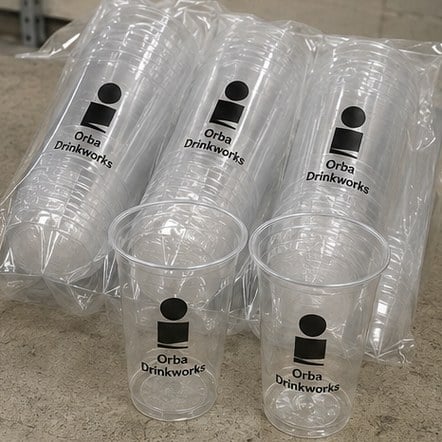 Customized disposable plastic cups for cafes and juice bars